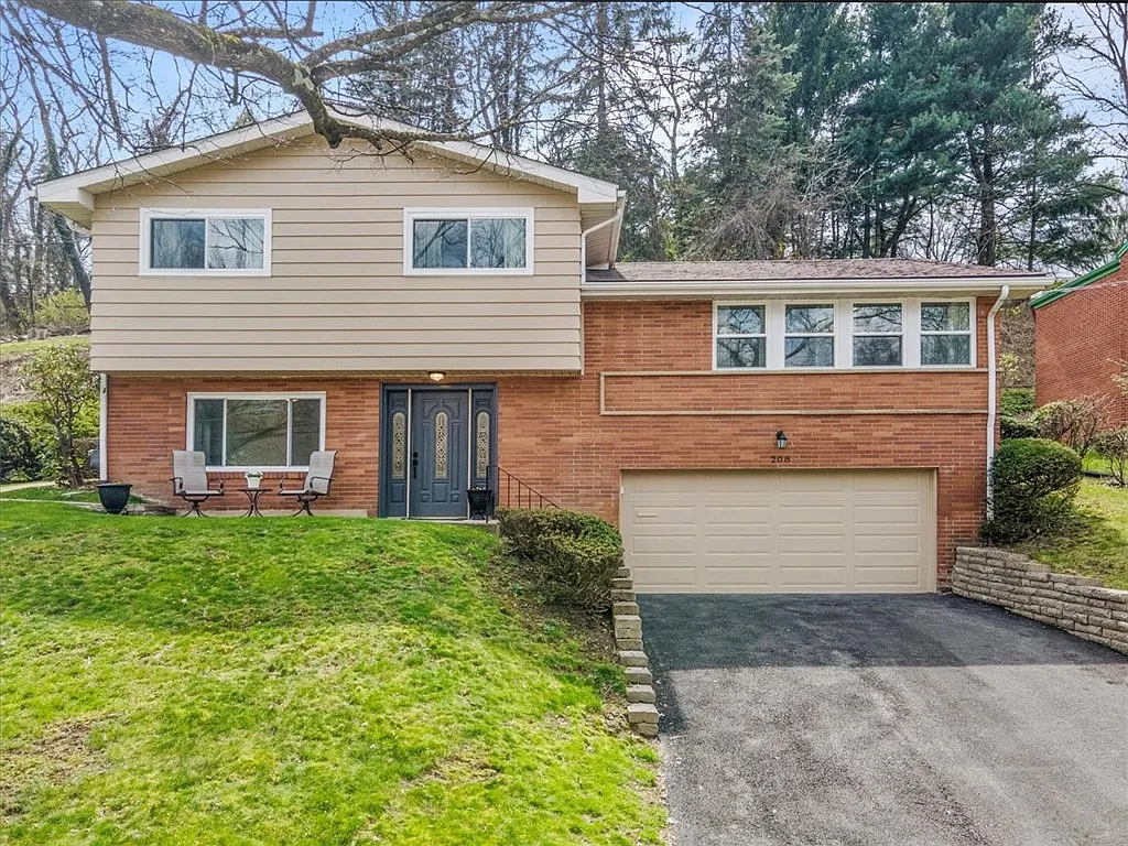 208 Washington Rd, Pittsburgh, PA 15221